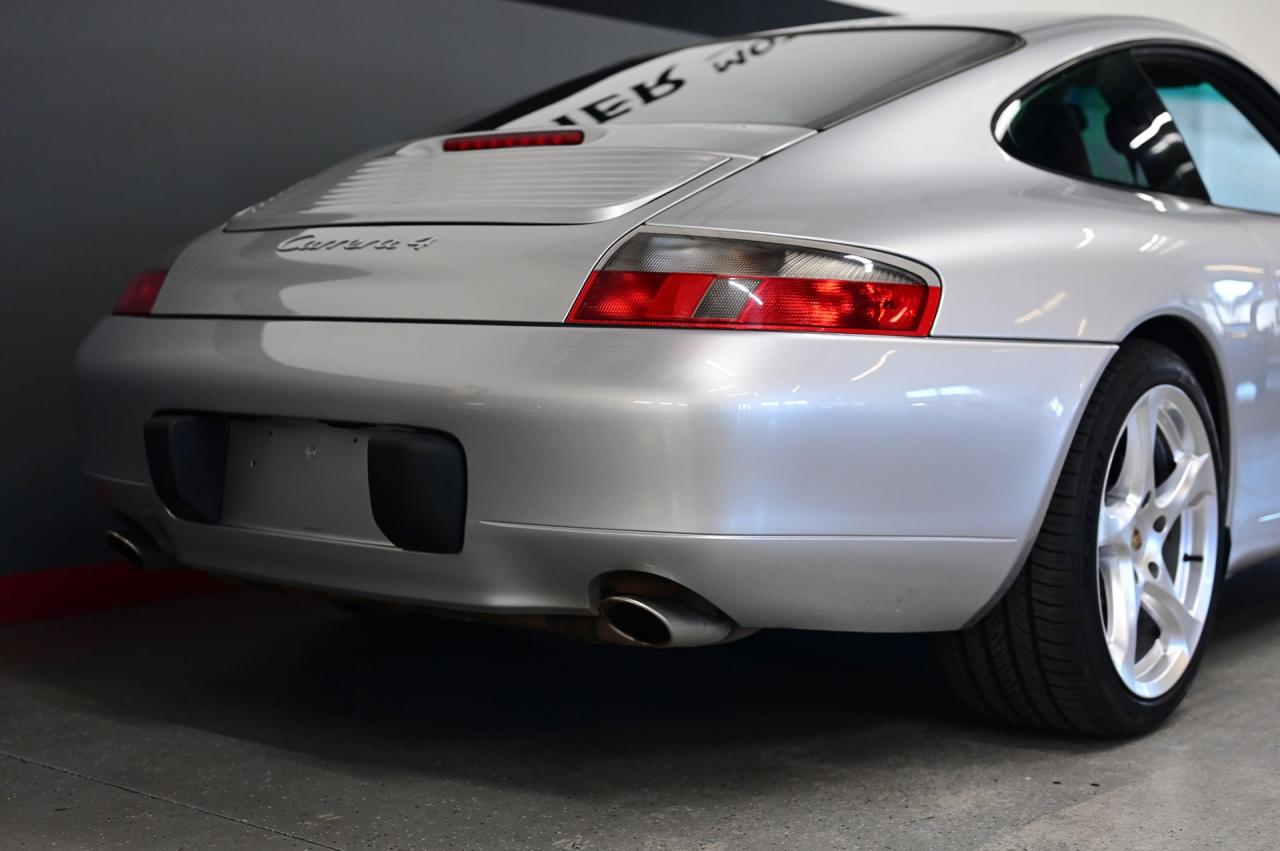 2001 Porsche 911/996 C4 Coupe