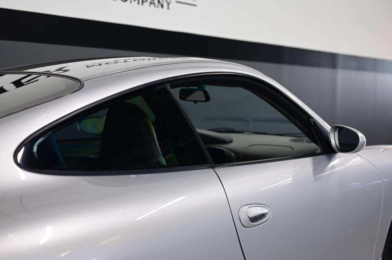 2001 Porsche 911/996 C4 Coupe