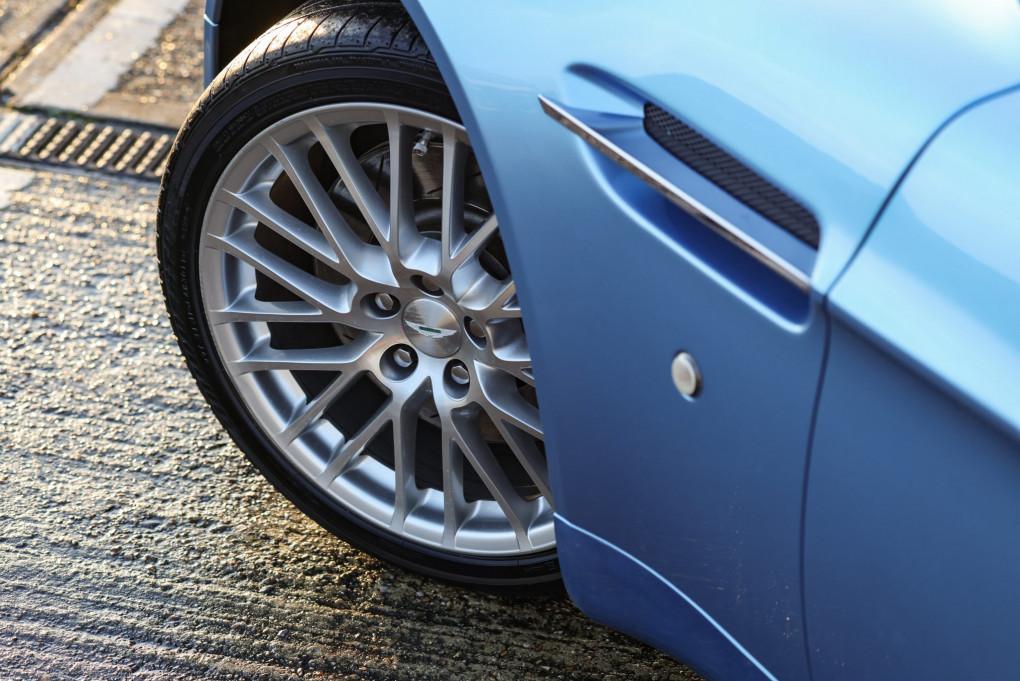 2009 Aston Martin Vantage