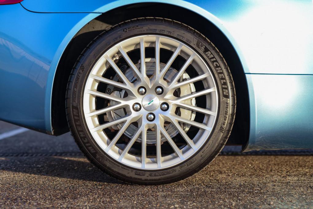 2009 Aston Martin Vantage