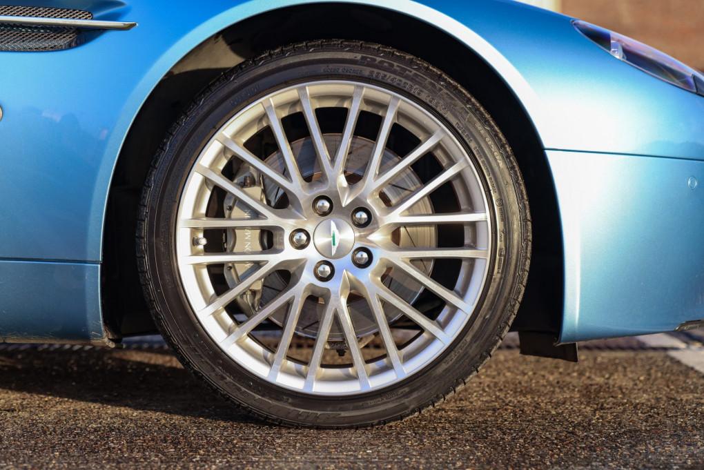 2009 Aston Martin Vantage