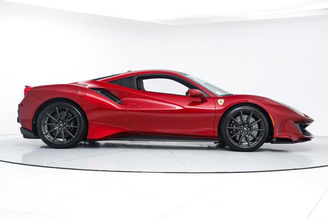 2020 Ferrari 488 PISTA