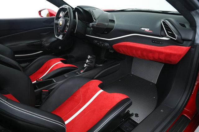 2020 Ferrari 488 PISTA