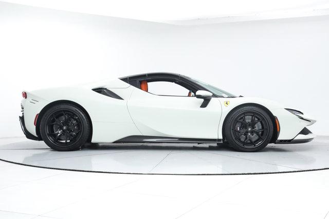 2023 Ferrari SF90 SPIDER