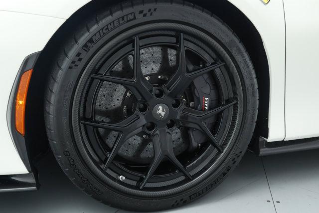 2023 Ferrari SF90 SPIDER