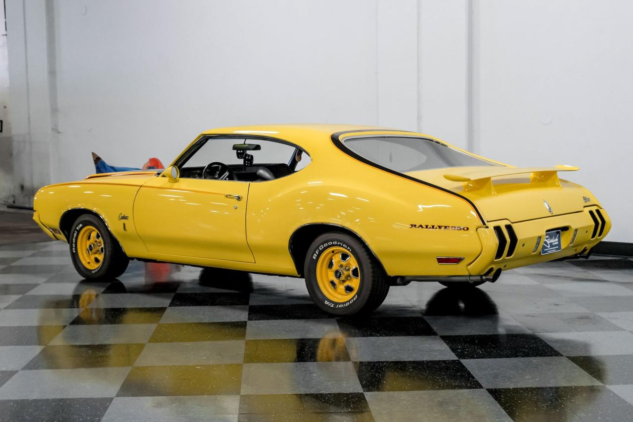 1970 Oldsmobile Cutlass Rallye 350