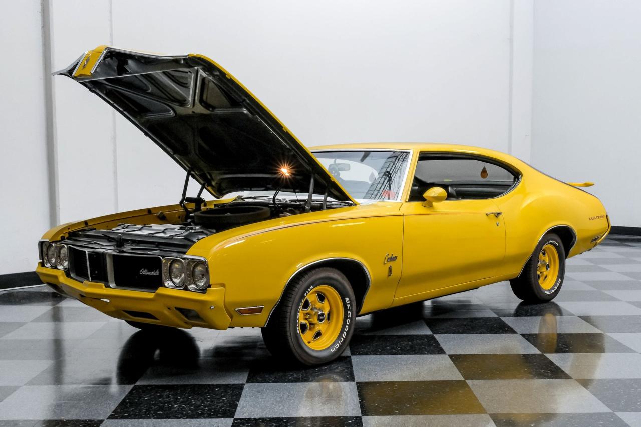 1970 Oldsmobile Cutlass Rallye 350