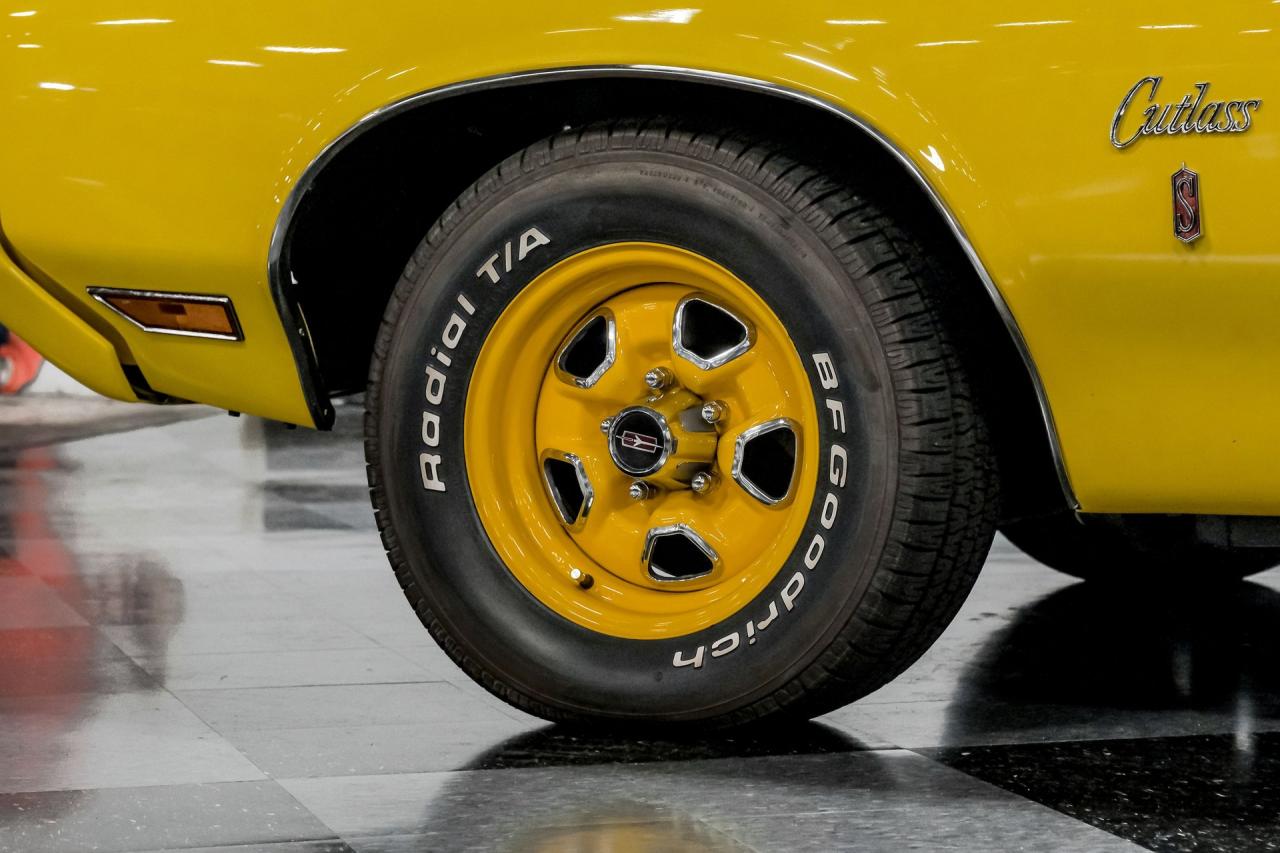 1970 Oldsmobile Cutlass Rallye 350