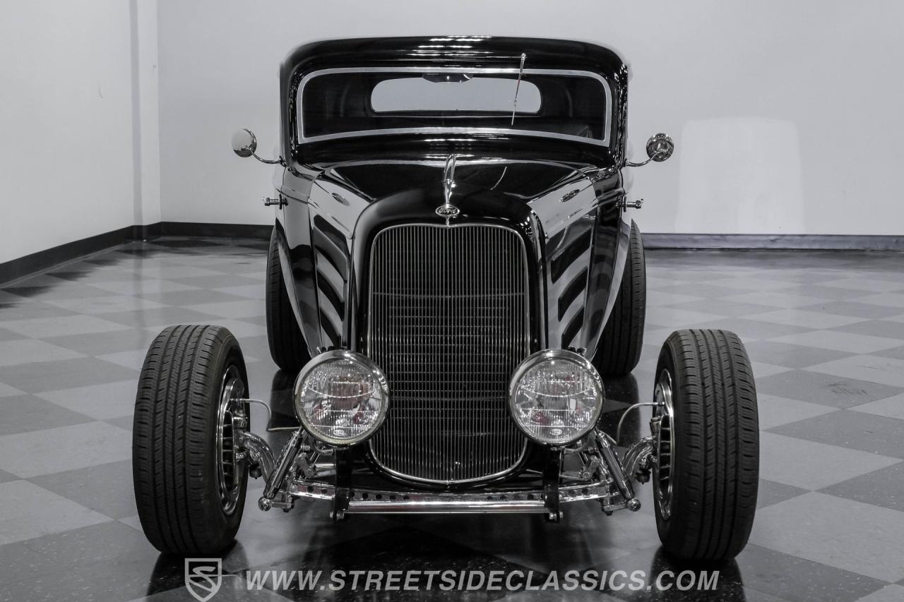 1932 Ford 3-Window Coupe