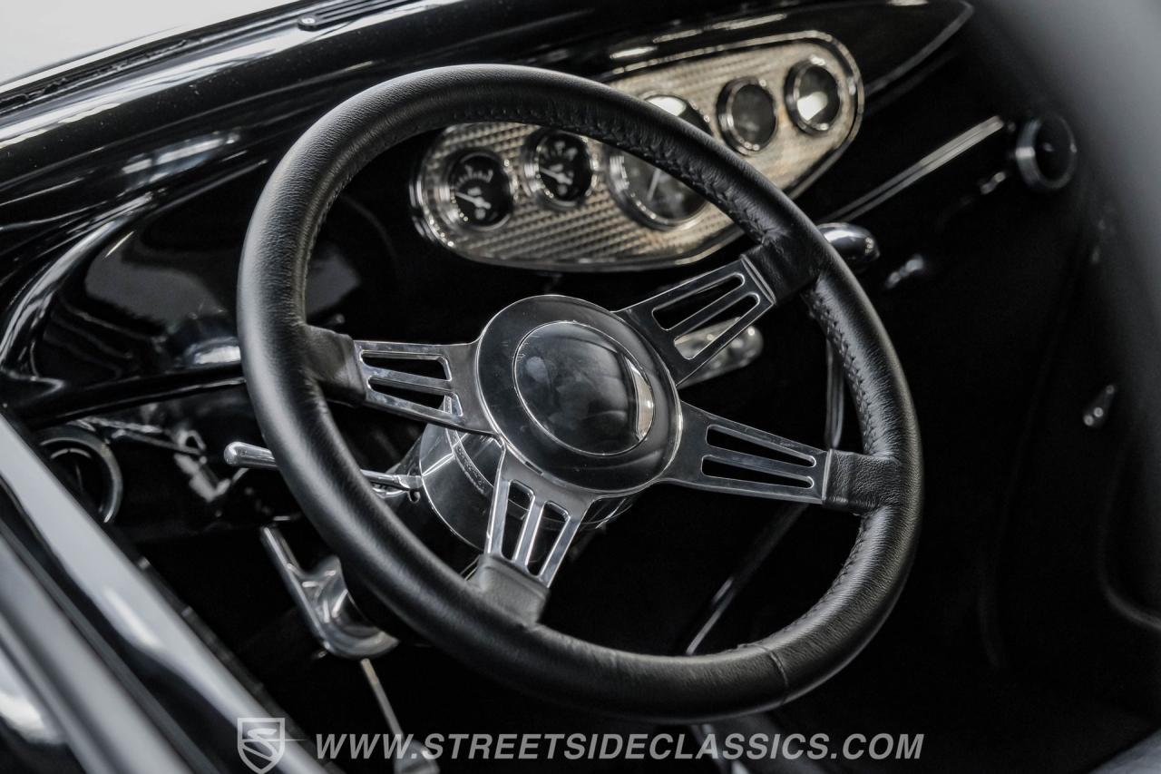 1932 Ford 3-Window Coupe