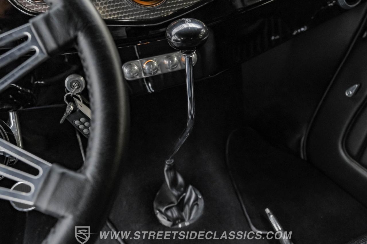 1932 Ford 3-Window Coupe