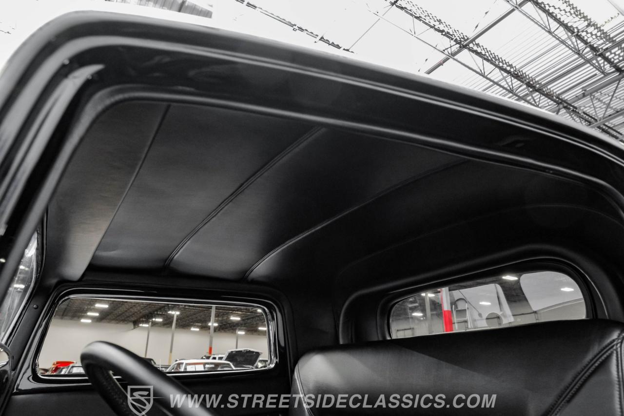 1932 Ford 3-Window Coupe