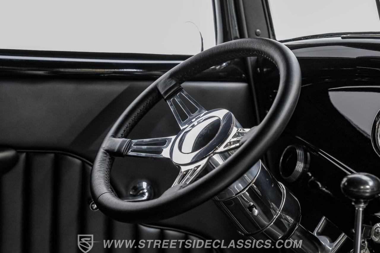 1932 Ford 3-Window Coupe