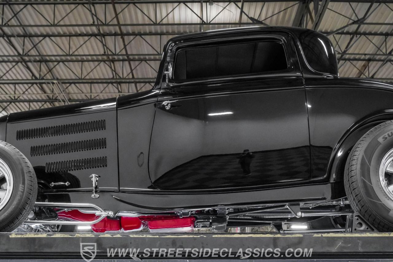 1932 Ford 3-Window Coupe