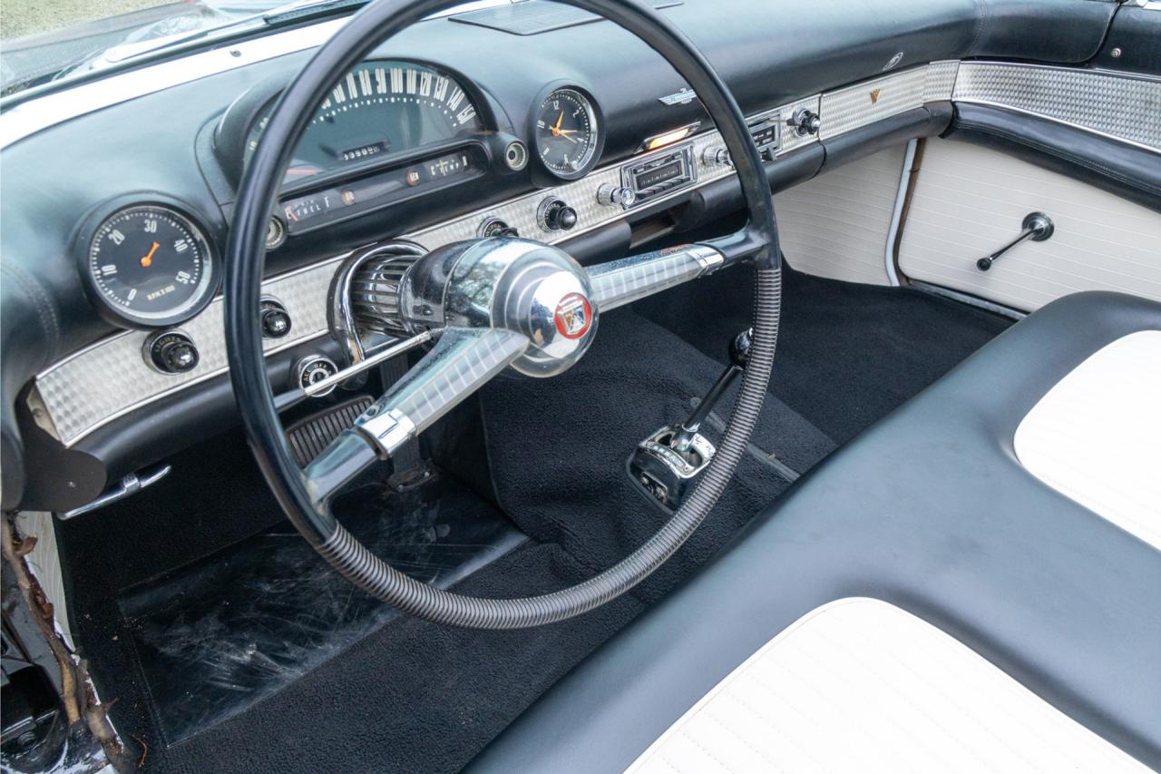 1955 Ford Thunderbird Convertible Coup&eacute; &ldquo;Continental kit&rdquo;