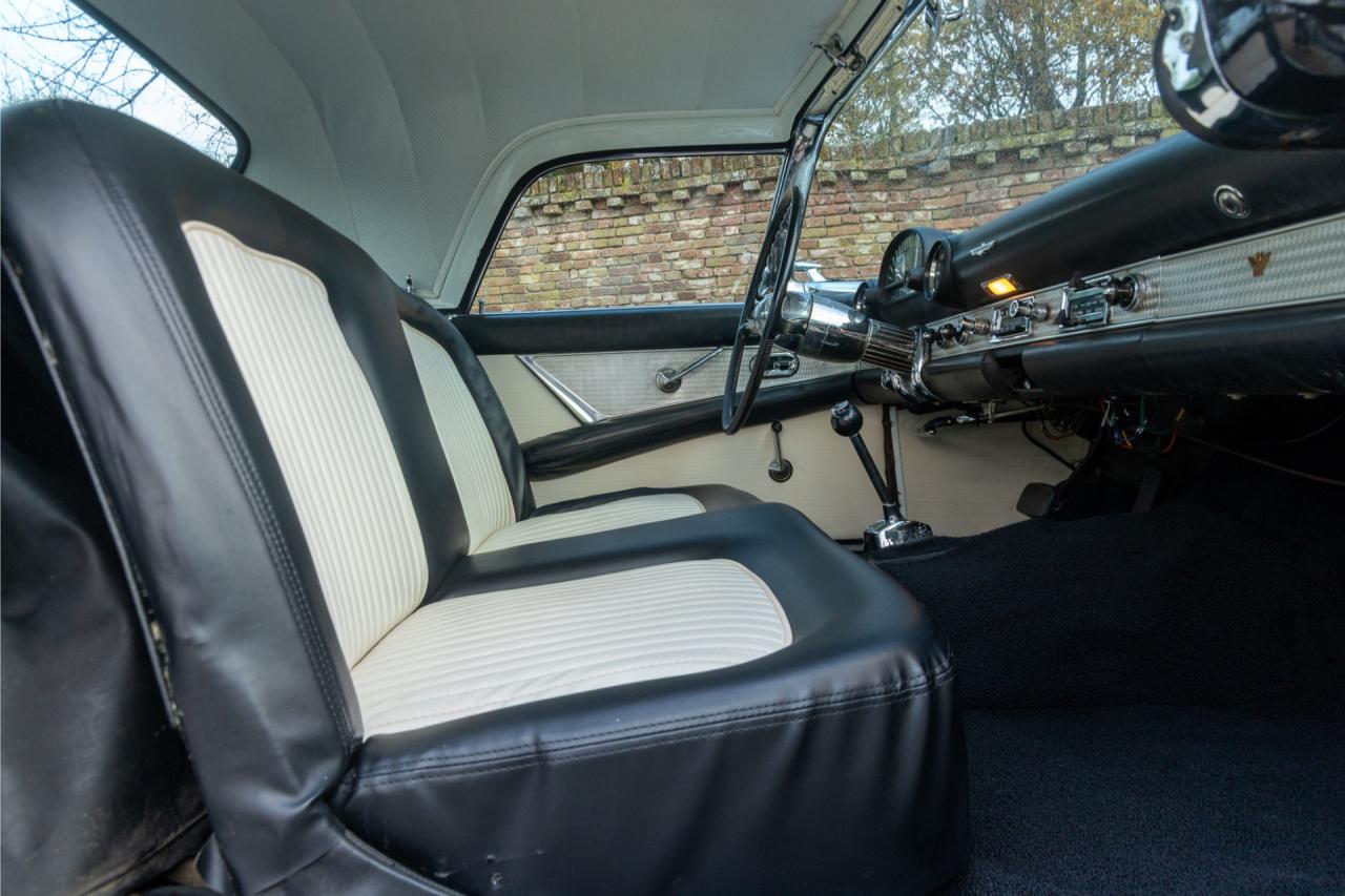 1955 Ford Thunderbird Convertible Coup&eacute; &ldquo;Continental kit&rdquo;