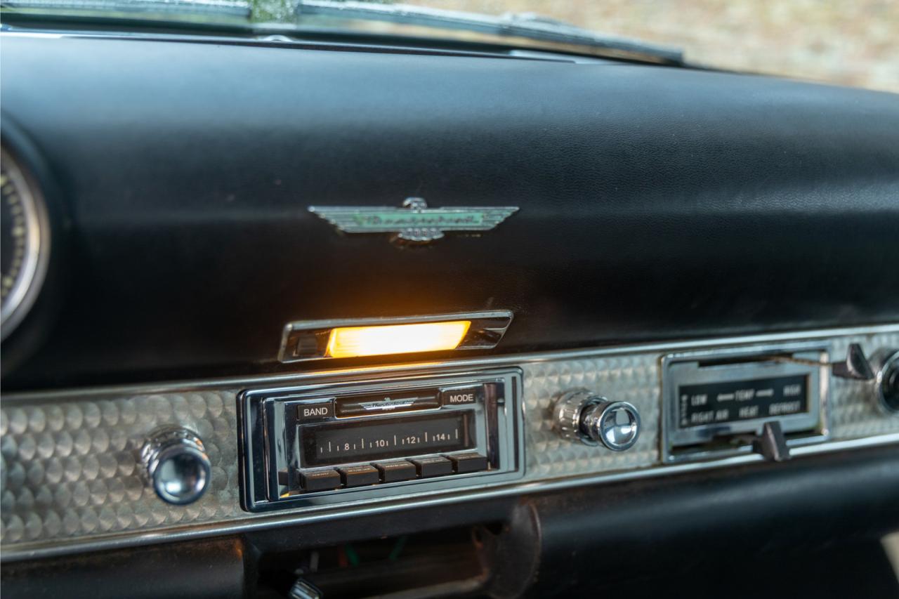 1955 Ford Thunderbird Convertible Coup&eacute; &ldquo;Continental kit&rdquo;