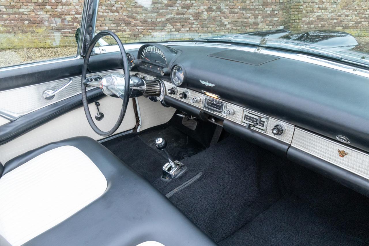 1955 Ford Thunderbird Convertible Coup&eacute; &ldquo;Continental kit&rdquo;