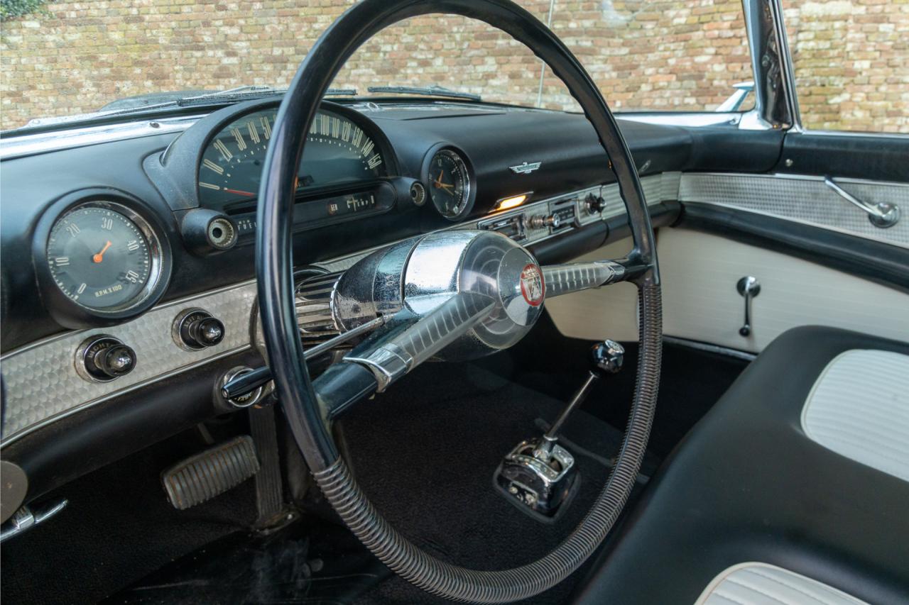 1955 Ford Thunderbird Convertible Coup&eacute; &ldquo;Continental kit&rdquo;