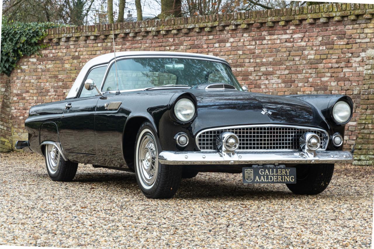 1955 Ford Thunderbird Convertible Coup&eacute; &ldquo;Continental kit&rdquo;