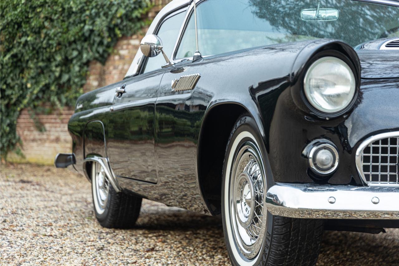 1955 Ford Thunderbird Convertible Coup&eacute; &ldquo;Continental kit&rdquo;