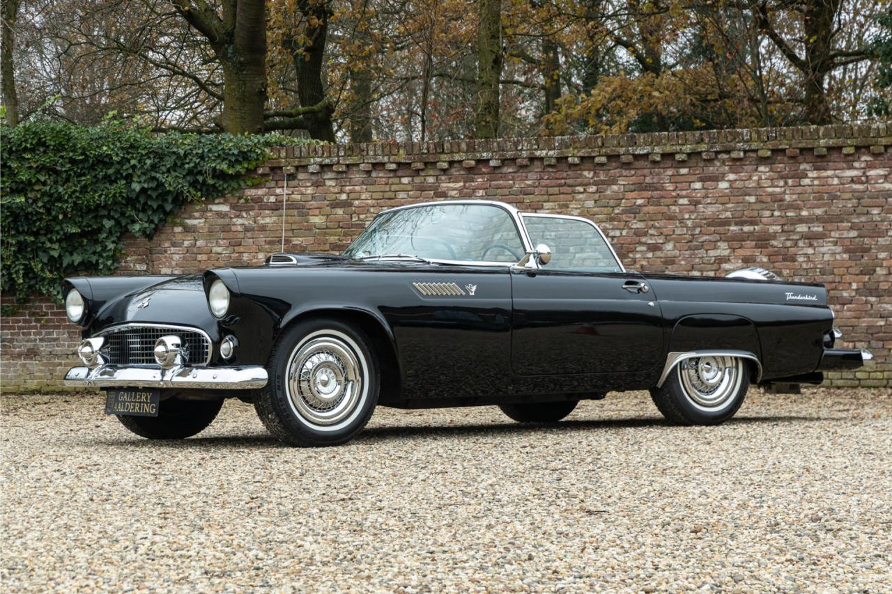 1955 Ford Thunderbird Convertible Coup&eacute; &ldquo;Continental kit&rdquo;