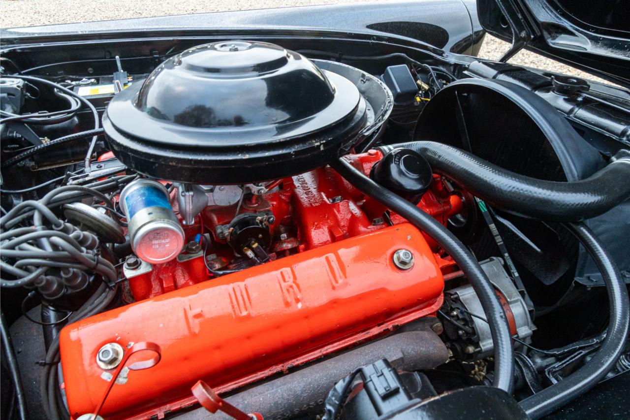 1955 Ford Thunderbird Convertible Coup&eacute; &ldquo;Continental kit&rdquo;