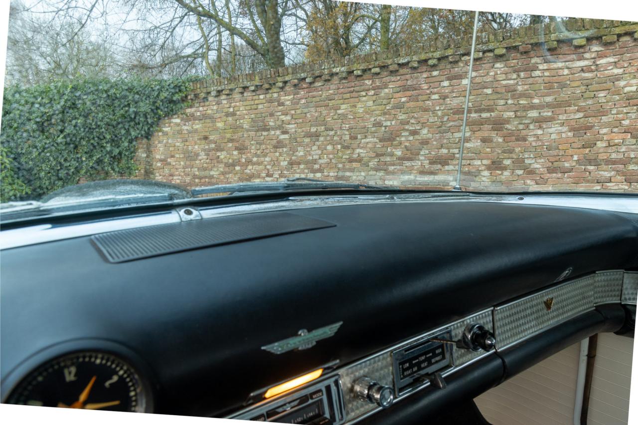 1955 Ford Thunderbird Convertible Coup&eacute; &ldquo;Continental kit&rdquo;