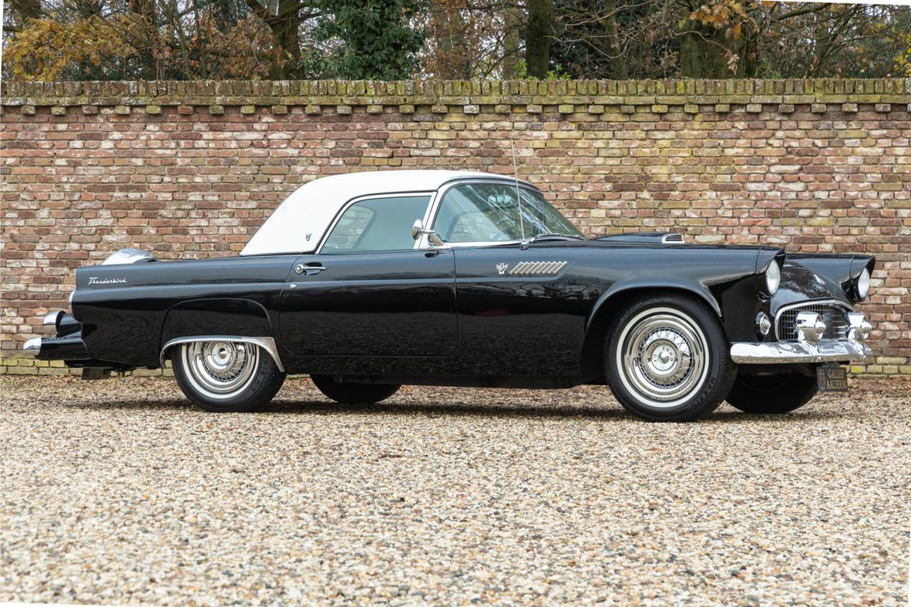 1955 Ford Thunderbird Convertible Coup&eacute; &ldquo;Continental kit&rdquo;