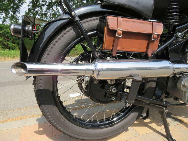 1935 MONTGOMERY GREYHOUND JAP