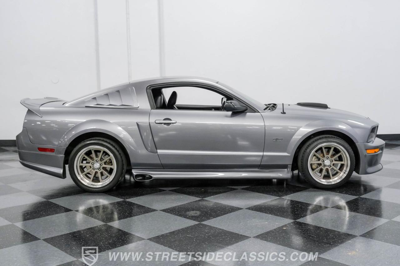 2006 Ford Mustang GT Eleanor Tribute