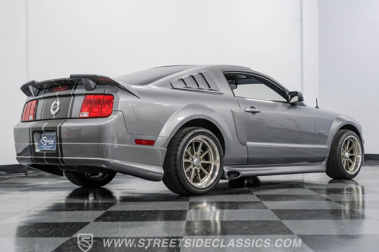 2006 Ford Mustang GT Eleanor Tribute