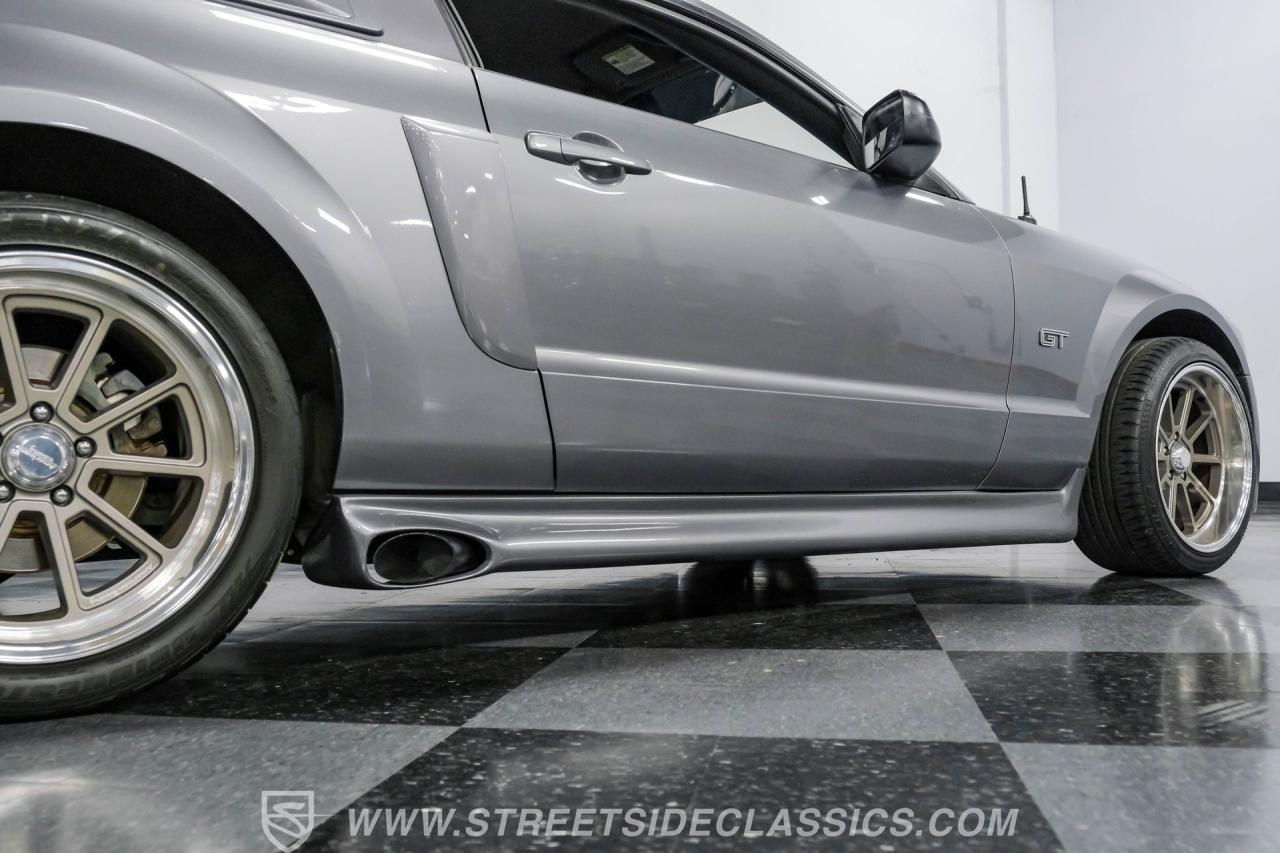 2006 Ford Mustang GT Eleanor Tribute