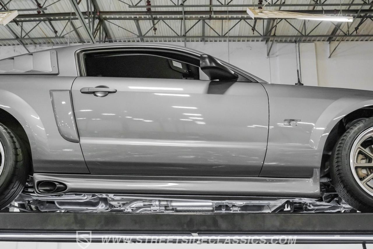 2006 Ford Mustang GT Eleanor Tribute