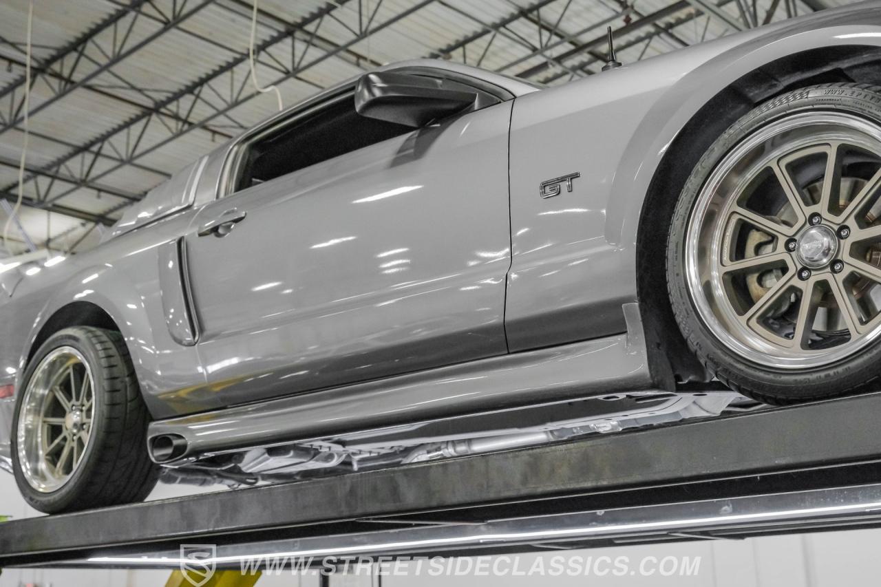 2006 Ford Mustang GT Eleanor Tribute
