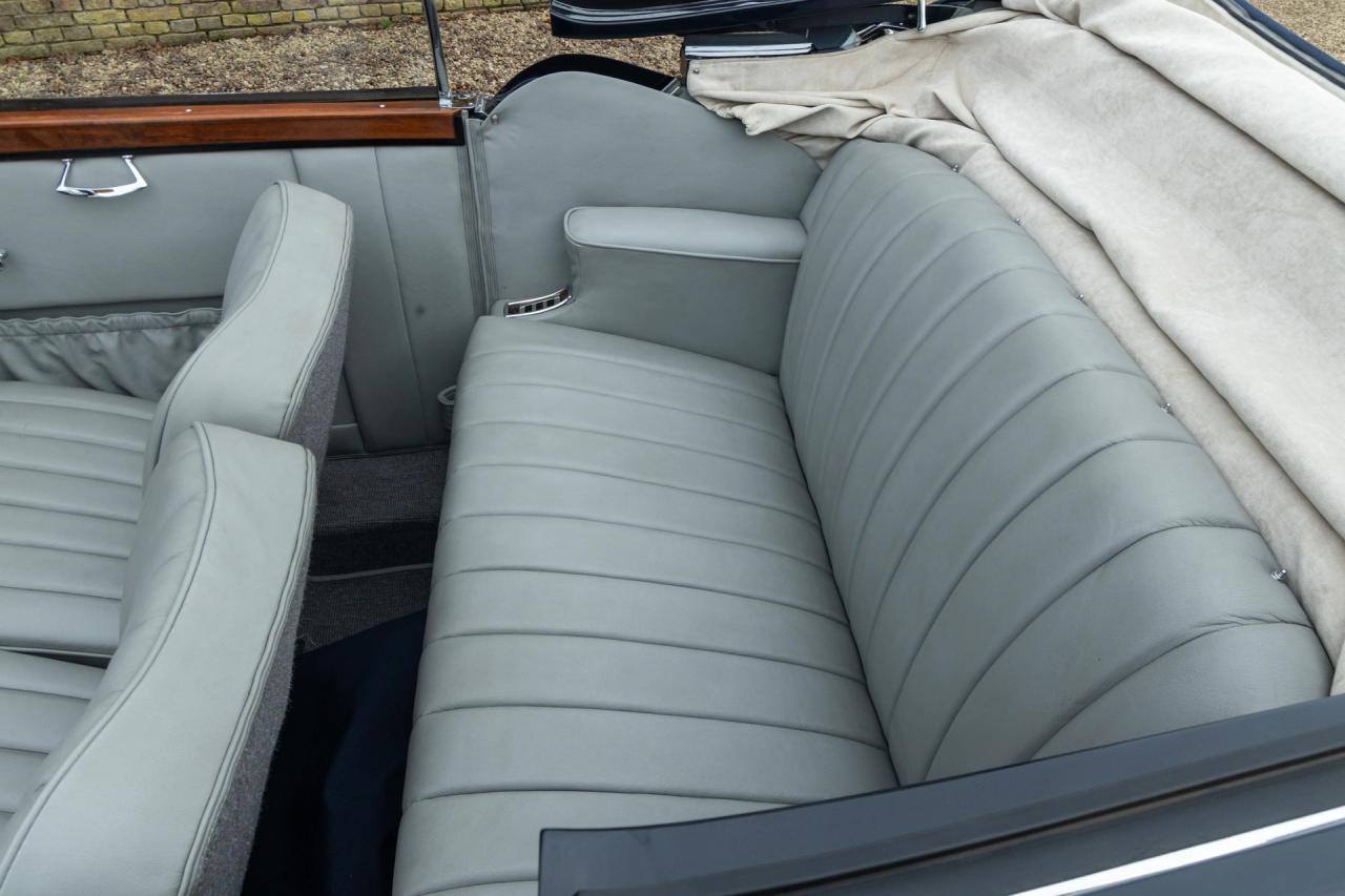 1935 Mercedes - Benz Mercedes Benz 200 Cabriolet C &ldquo;Bare metal-Frame off restoration&rdquo;