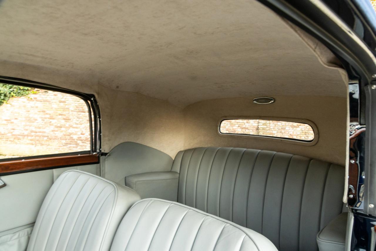 1935 Mercedes - Benz Mercedes Benz 200 Cabriolet C &ldquo;Bare metal-Frame off restoration&rdquo;