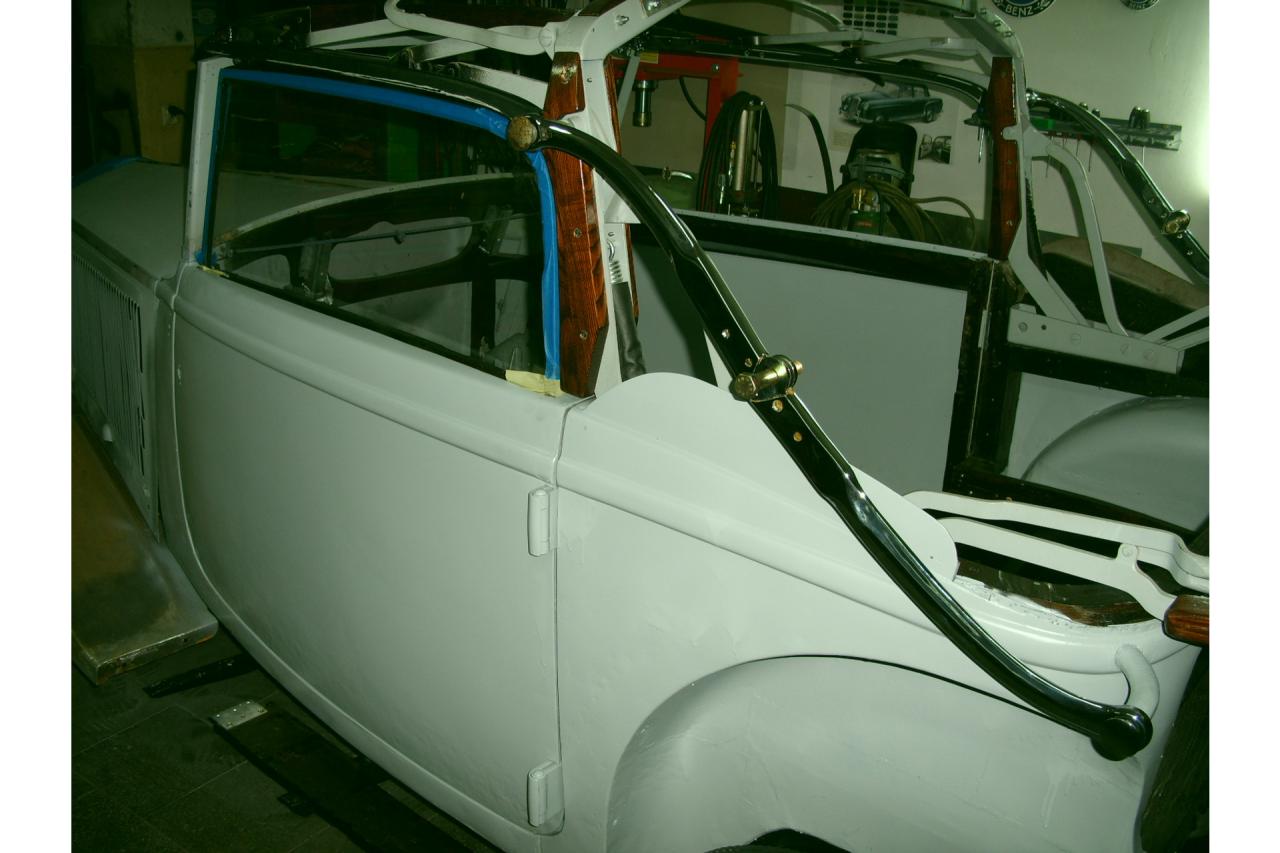 1935 Mercedes - Benz Mercedes Benz 200 Cabriolet C &ldquo;Bare metal-Frame off restoration&rdquo;