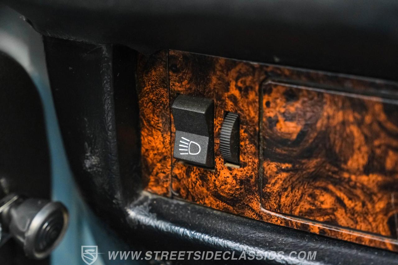 1974 Volkswagen Super Beetle Convertible