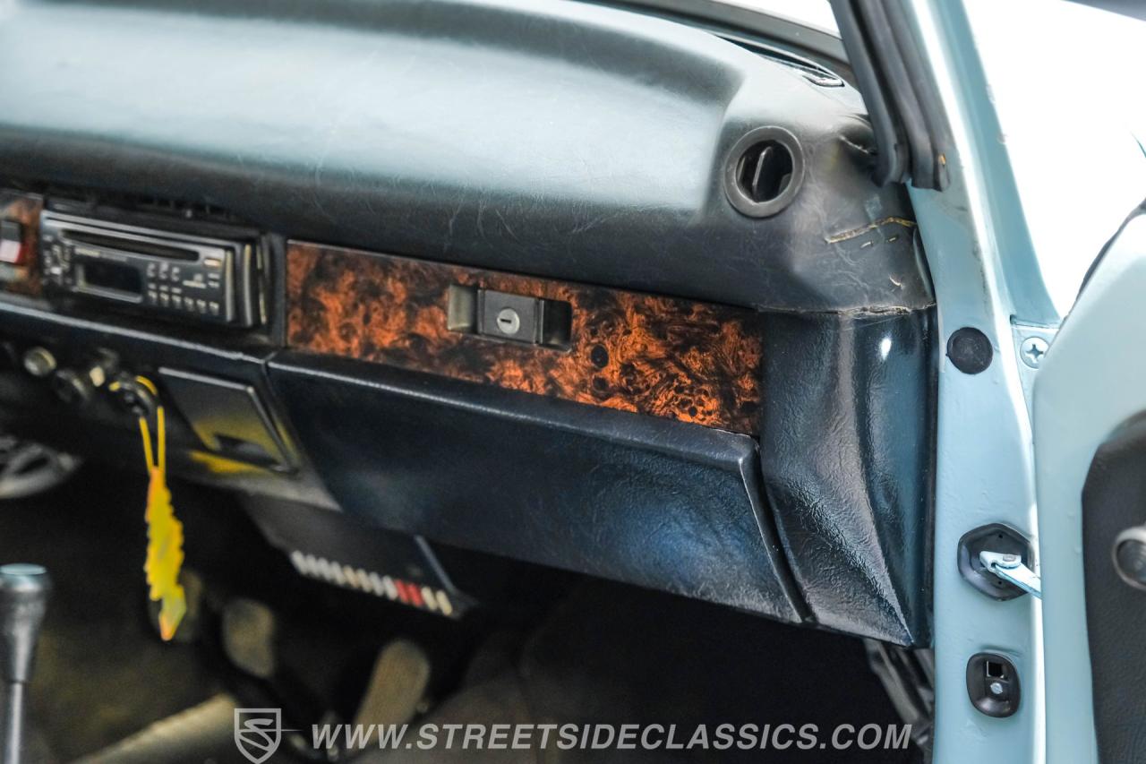 1974 Volkswagen Super Beetle Convertible