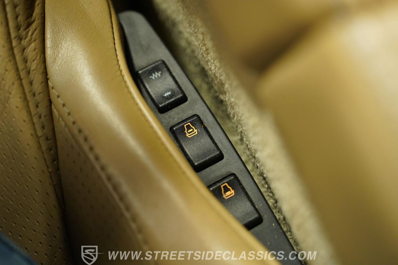 2007 Aston Martin DB9 Volante