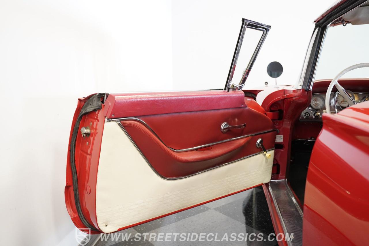 1959 Ford Thunderbird