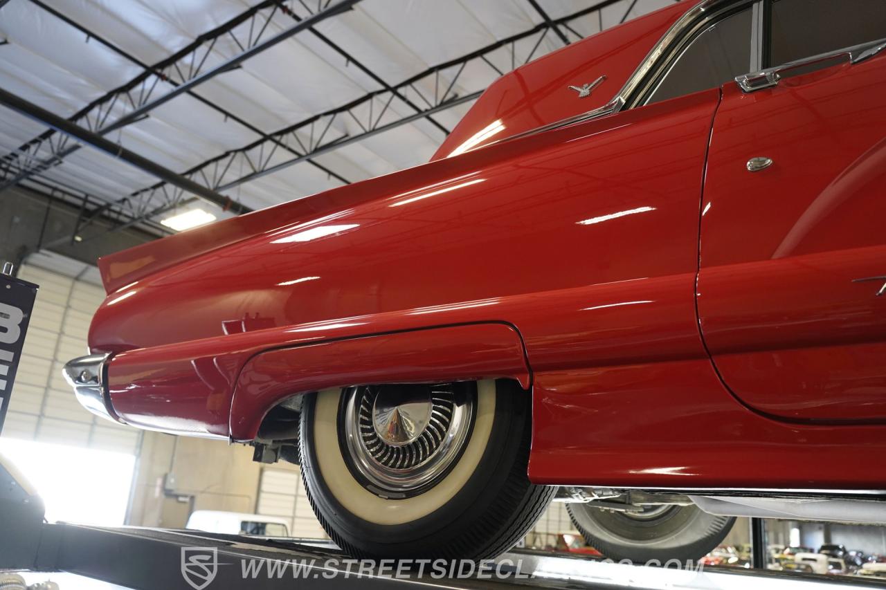 1959 Ford Thunderbird