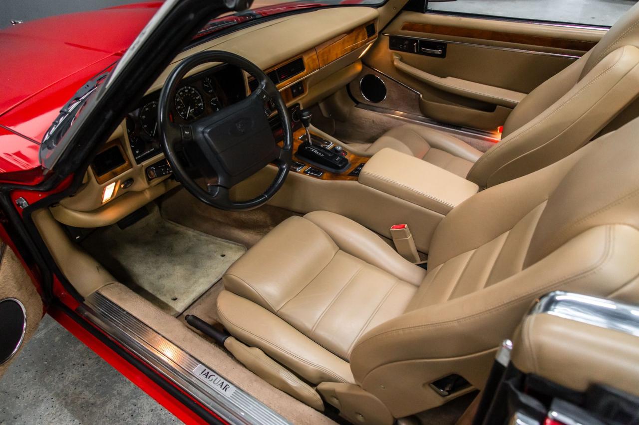1995 Jaguar 40000 mile 6 cyl XJS
