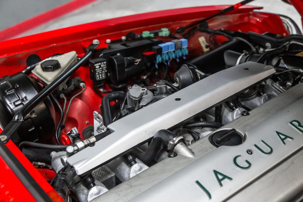 1995 Jaguar 40000 mile 6 cyl XJS