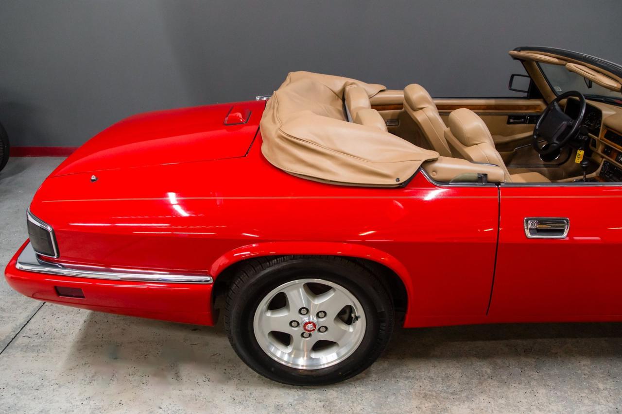 1995 Jaguar 40000 mile 6 cyl XJS