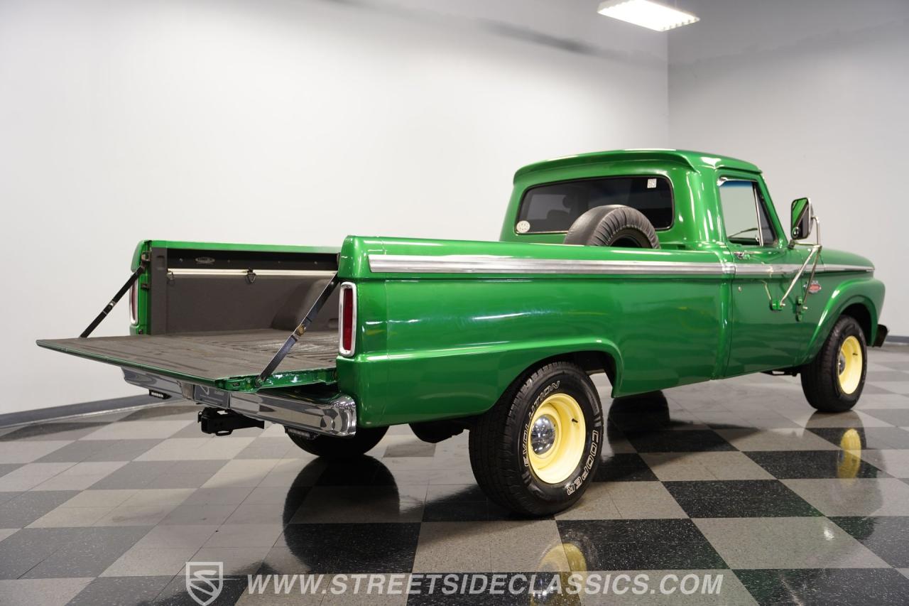 1965 Ford F-100