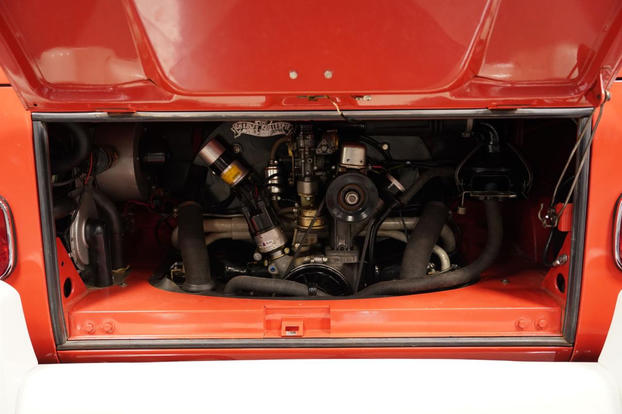 1964 Volkswagen Type 2 21 Window Deluxe