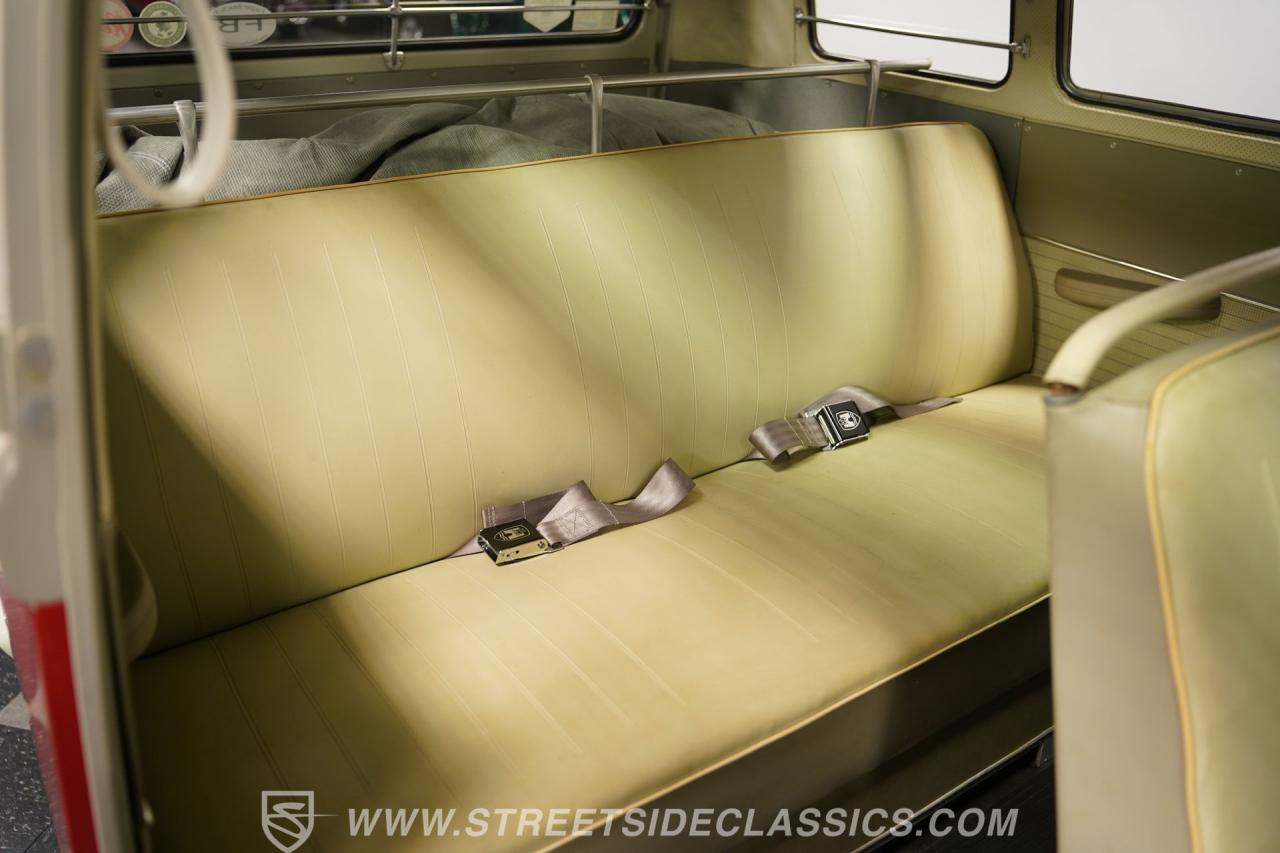 1964 Volkswagen Type 2 21 Window Deluxe