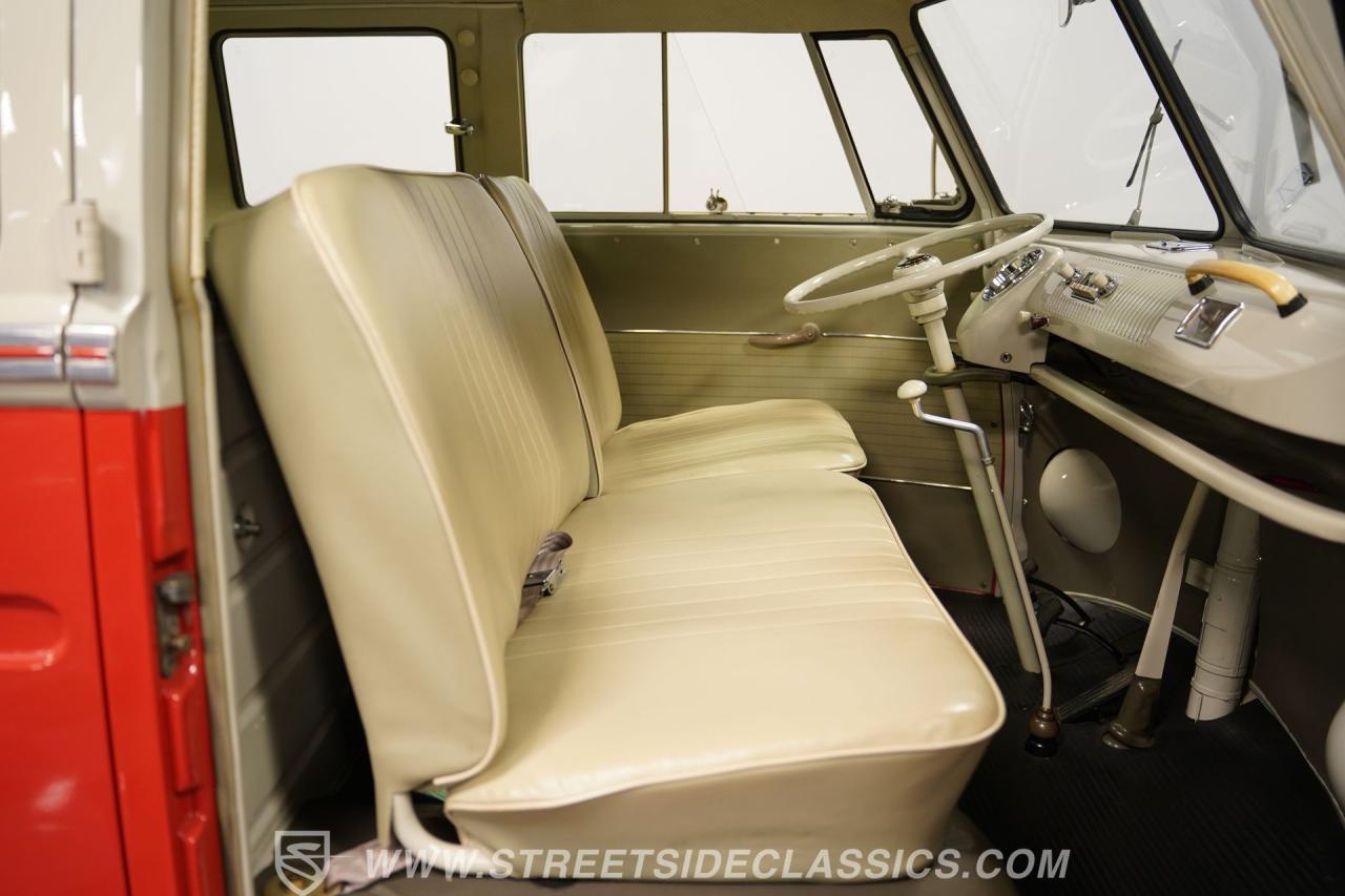1964 Volkswagen Type 2 21 Window Deluxe